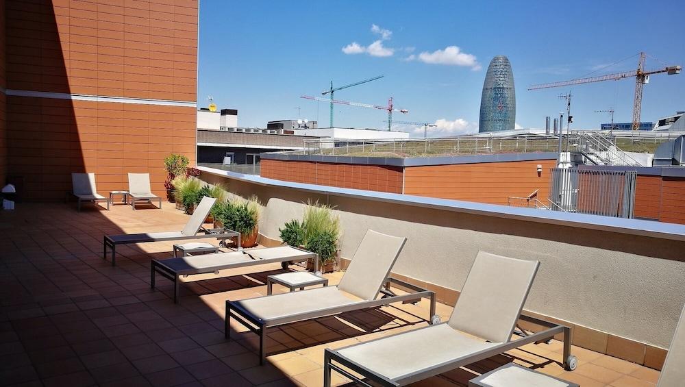 Naitly Barcelona Poblenou Hotel Exterior photo