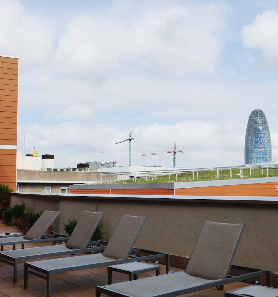Naitly Barcelona Poblenou Hotel Exterior photo