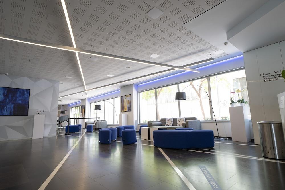 Naitly Barcelona Poblenou Hotel Exterior photo