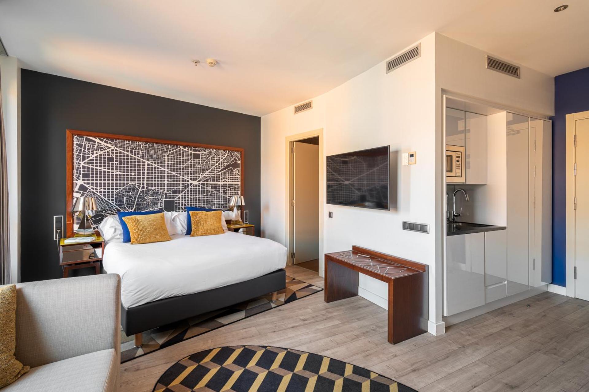 Naitly Barcelona Poblenou Hotel Exterior photo